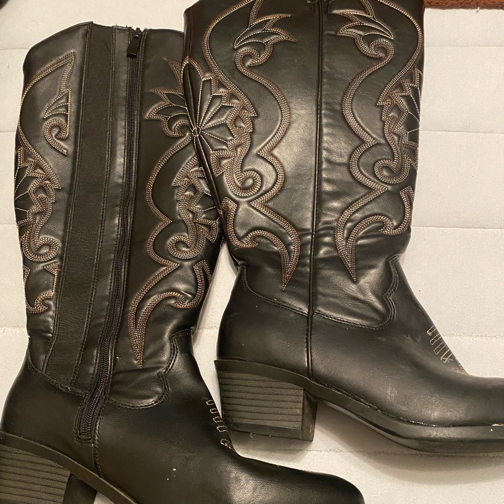 Torrid Black Embroidered Heeled Boots
